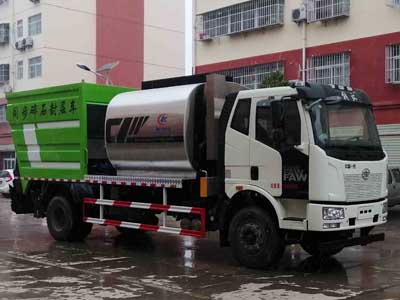 程力威牌CLW5180TFCC6型同步碎石封层车