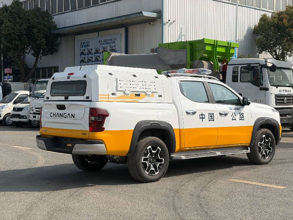 无人机智能公路巡检指挥车