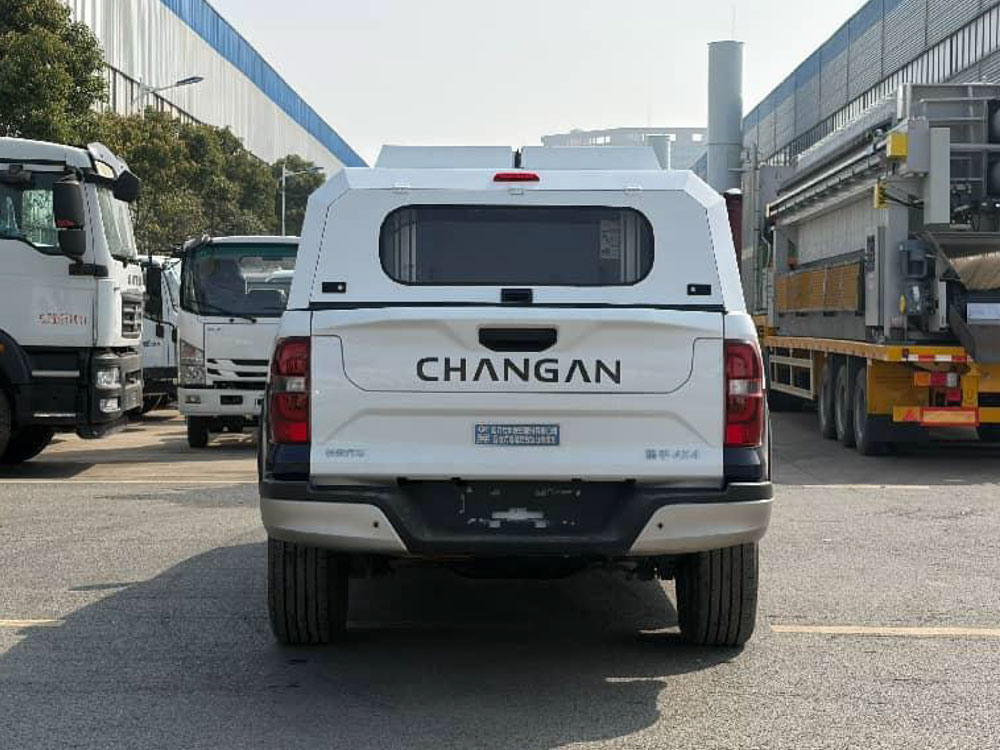 无人机智能农业执法车