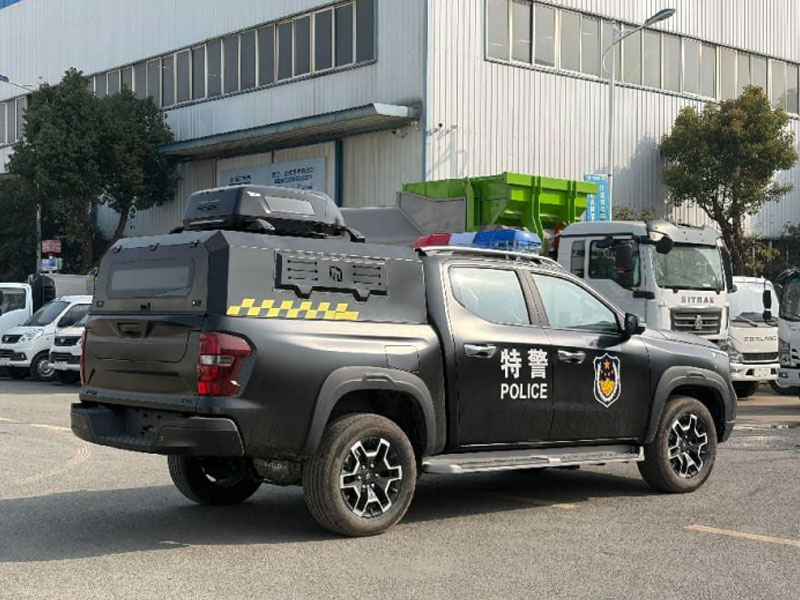 无人机智能特警指挥车